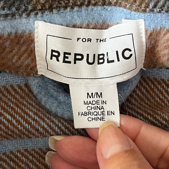 For the REPUBLIC Women's Cropped Plaid Thick Flannel Jacket Shacket Size M New - Picture 10 of 15